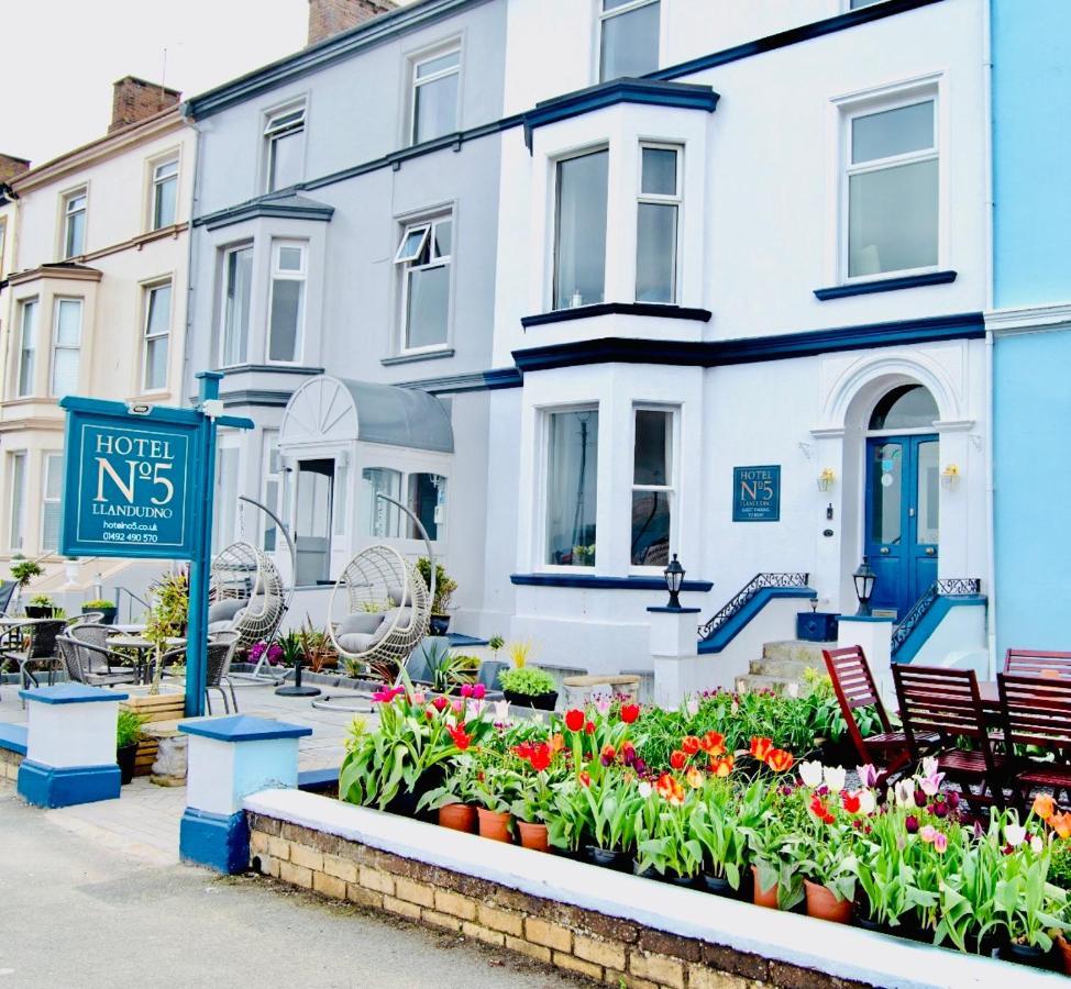 Hotel No5, Beachfront With Free Private Car Park Llandudno Esterno foto