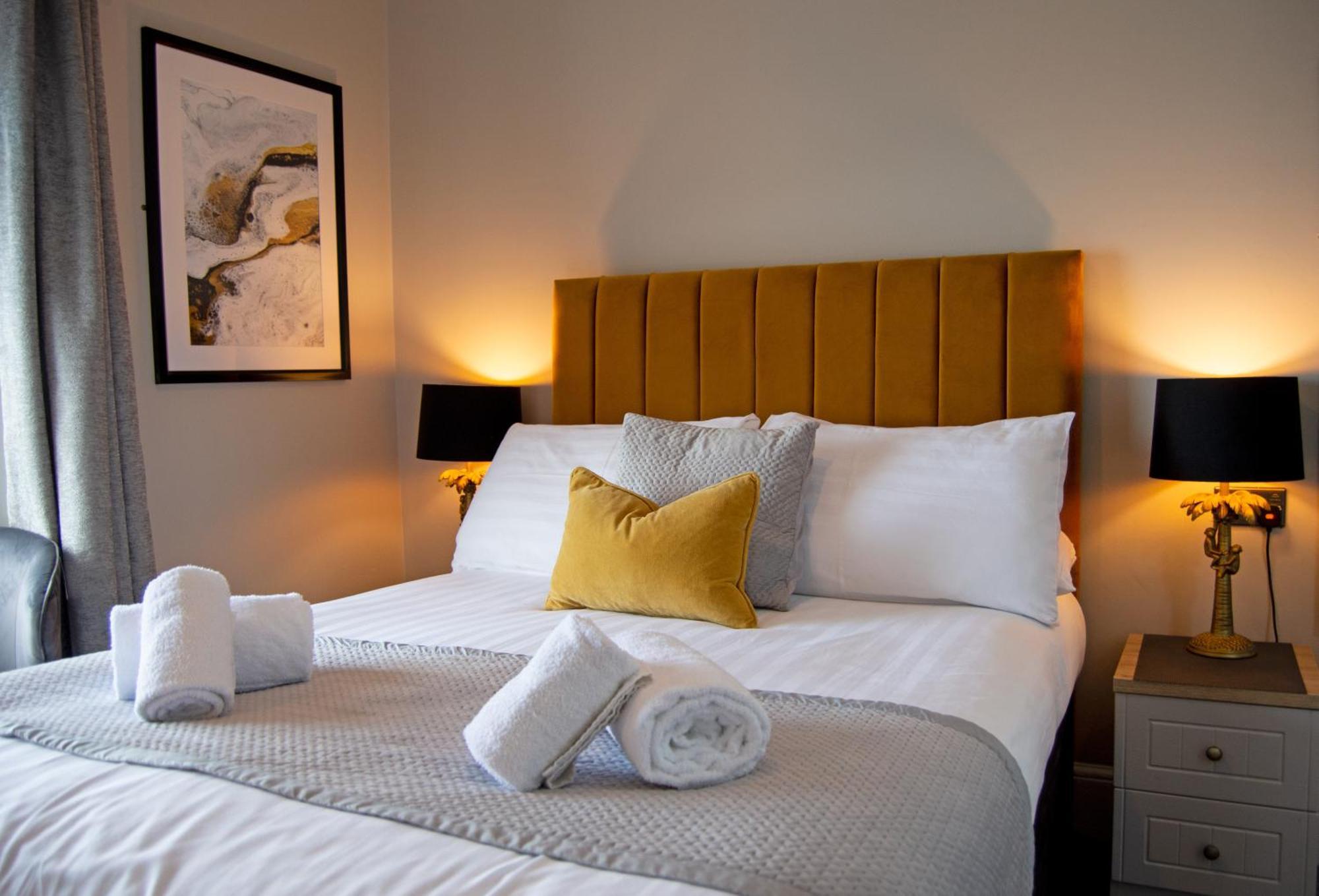 Hotel No5, Beachfront With Free Private Car Park Llandudno Esterno foto