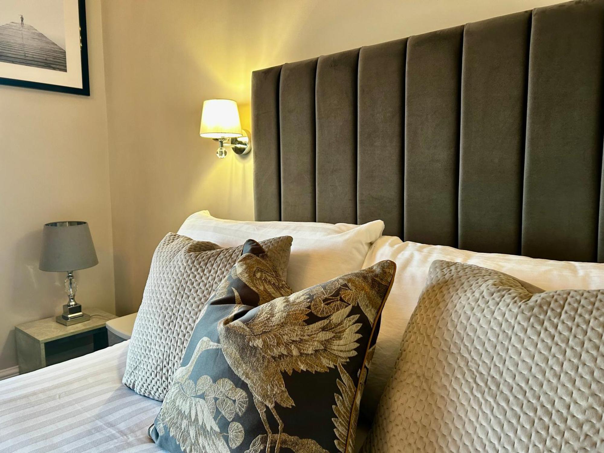 Hotel No5, Beachfront With Free Private Car Park Llandudno Esterno foto