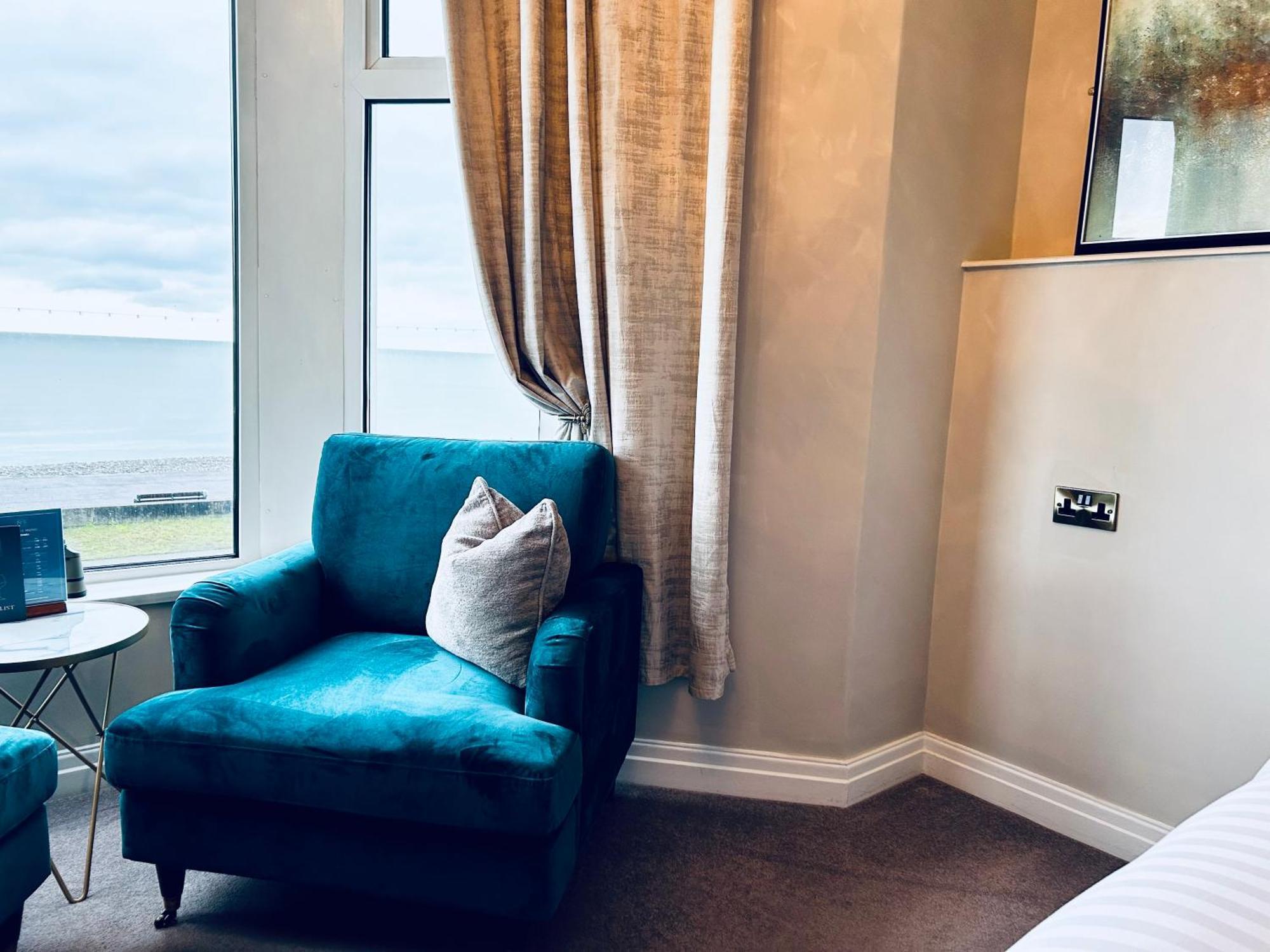 Hotel No5, Beachfront With Free Private Car Park Llandudno Esterno foto